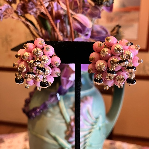 JAPAN EARRINGS MOVEABLE DETAILS - Picture 9 of 13